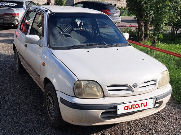 1999 Nissan March II (K11), белый, 200000 рублей - вид 2