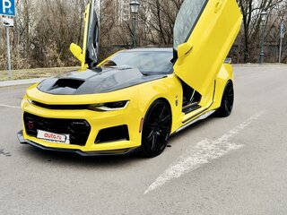 2017 Chevrolet Camaro SS VI, жёлтый, 7200000 рублей, вид 1