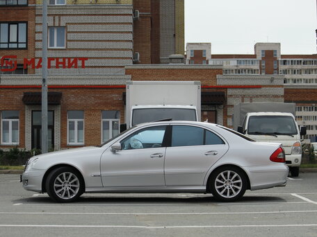 2008 Mercedes-Benz E-Класс 230 III (W211, S211) Рестайлинг, серебристый, 1290000 рублей, вид 3