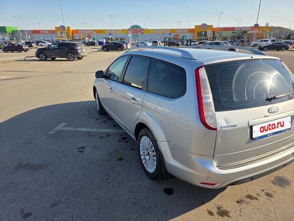 2010 Ford Focus II Рестайлинг, серый, 450000 рублей - вид 2