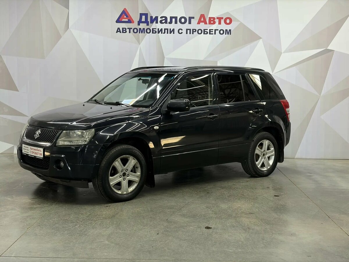 Открыть фотографии: Suzuki Grand Vitara II Рестайлинг