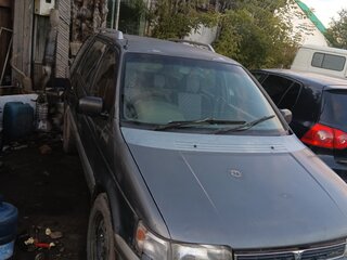 1993 Mitsubishi Chariot II, серый, 140000 рублей, вид 3