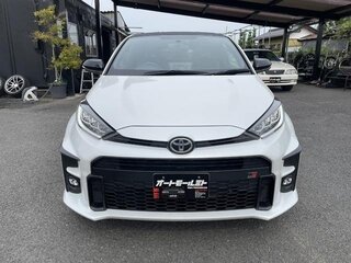 2022 Toyota Yaris GR RS IV, белый, 1600000 рублей, вид 2
