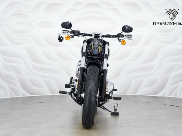 2017 Harley-Davidson Breakout, чёрный, 1599000 рублей - вид 3