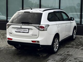 2012 Mitsubishi Outlander III, белый, 1399000 рублей, вид 5