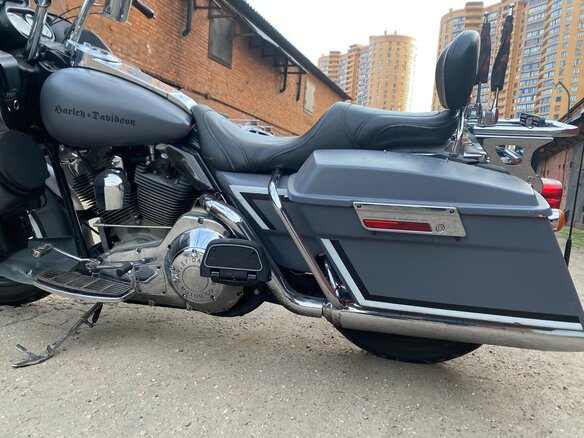 2005 Harley-Davidson Road Glide, серый, 820000 рублей - вид 11