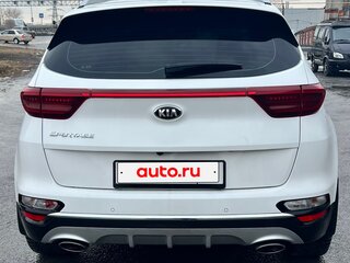 2019 Kia Sportage IV Рестайлинг, белый, 2350000 рублей, вид 4