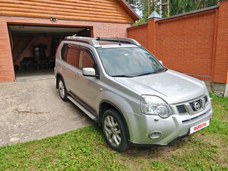 2014 Nissan X-Trail II Рестайлинг, серебристый, 3800000 рублей, вид 2