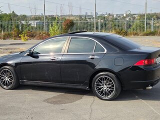 2006 Honda Accord VII Рестайлинг, чёрный, 750000 рублей, вид 4