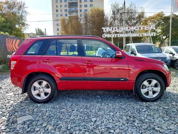 2008 Suzuki Grand Vitara II Рестайлинг, красный - вид 3
