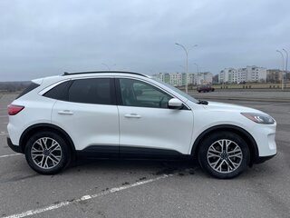 2020 Ford Escape IV, белый, 1550000 рублей, вид 4