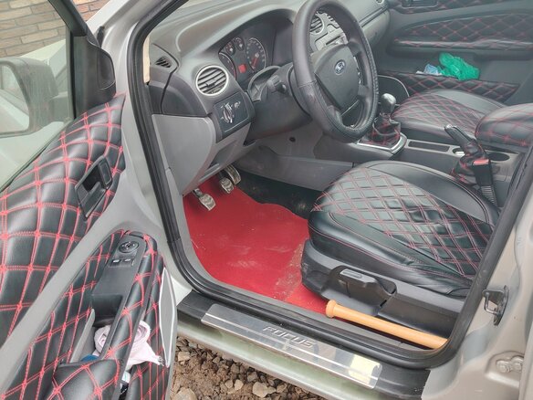 2008 Ford Focus II Рестайлинг, серебристый, 380000 рублей - вид 5