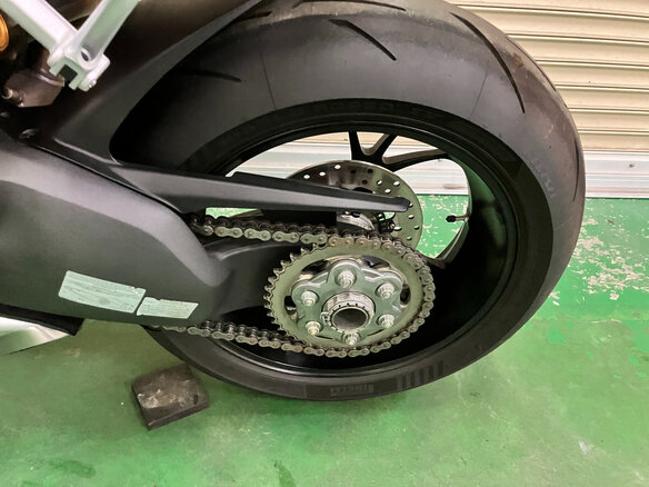 2019 Ducati Panigale V4, красный, 1900000 рублей - вид 9
