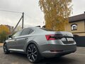 2019 Skoda Superb III Рестайлинг, серый, 2500000 рублей - вид 1