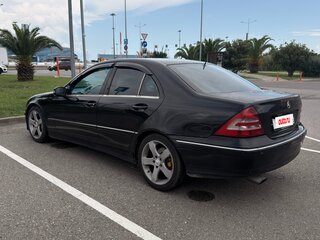 2005 Mercedes-Benz C-Класс 230 II (W203) Рестайлинг, чёрный, 650000 рублей, вид 5