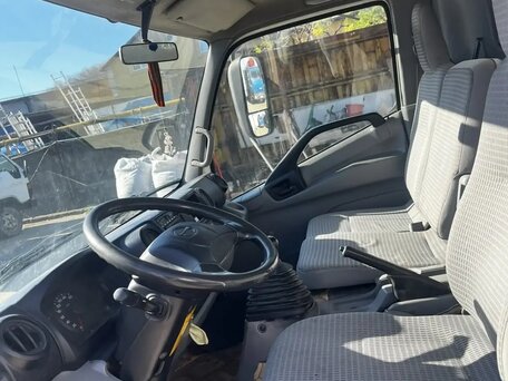 2013 Hino Series 300 (Dutro), белый, 1300000 рублей, вид 5