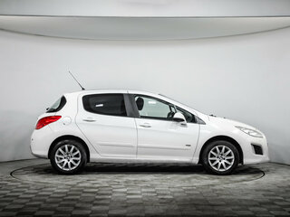 2011 Peugeot 308 I Рестайлинг, белый, 299000 рублей, вид 4