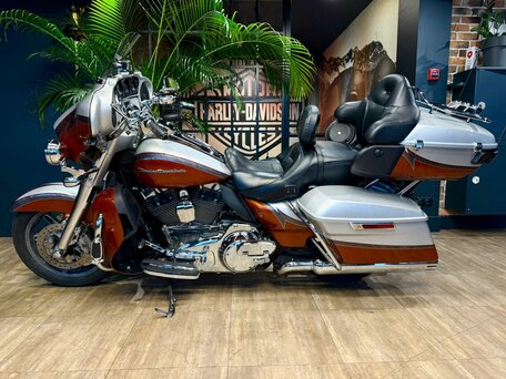 2014 Harley-Davidson CVO Limited, оранжевый, 1890000 рублей, вид 5