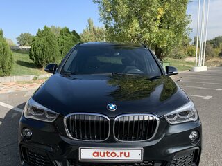 2017 BMW X1 20i xDrive II (F48), чёрный, 2580000 рублей, вид 1