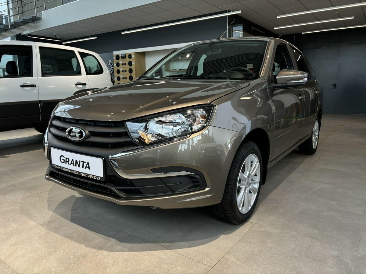 Открыть фотографии: Lada (ВАЗ) Granta I Рестайлинг