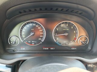 2015 BMW X3 28i xDrive II (F25) Рестайлинг, чёрный, 2390000 рублей, вид 5