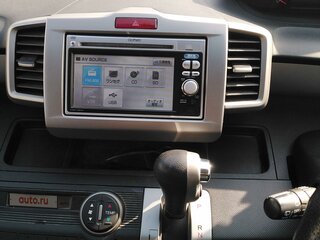 2010 Honda Freed I, белый, 850000 рублей, вид 3