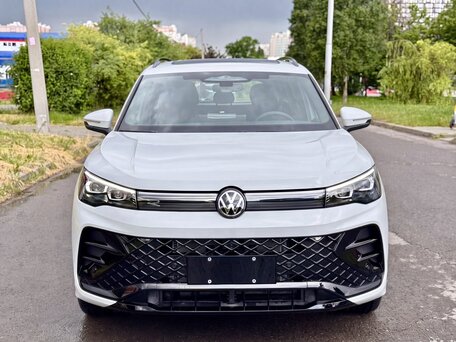 2026 Volkswagen Tiguan L Pro III (China Market), белый, 4560000 рублей, вид 2