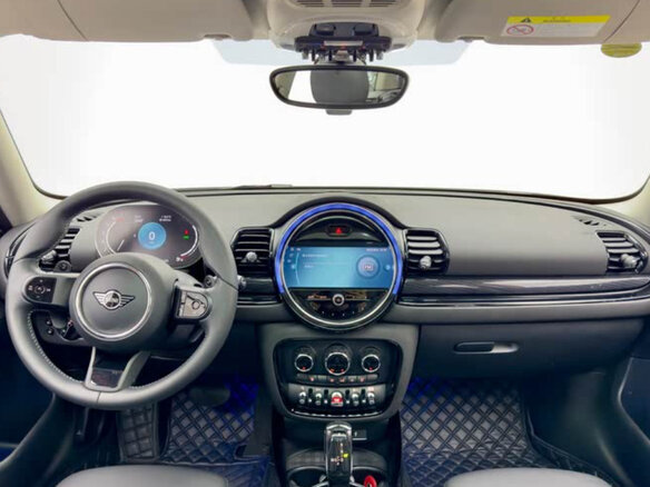 2022 Mini Clubman, пурпурный - вид 6