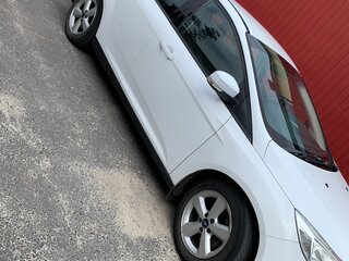 2011 Ford Focus III, белый, 535000 рублей, вид 3