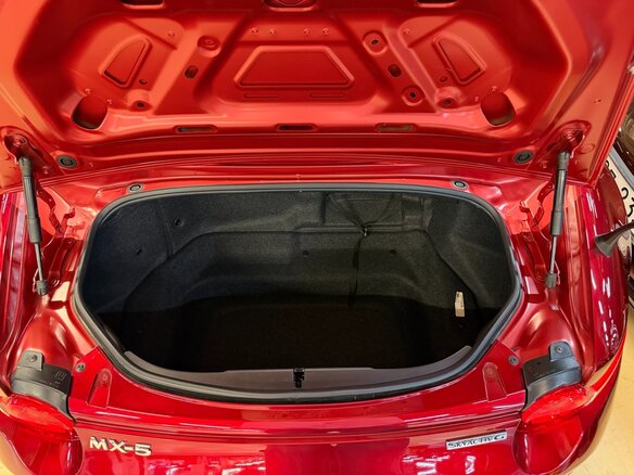 2023 Mazda MX-5 IV (ND), красный, 2900777 рублей - вид 14