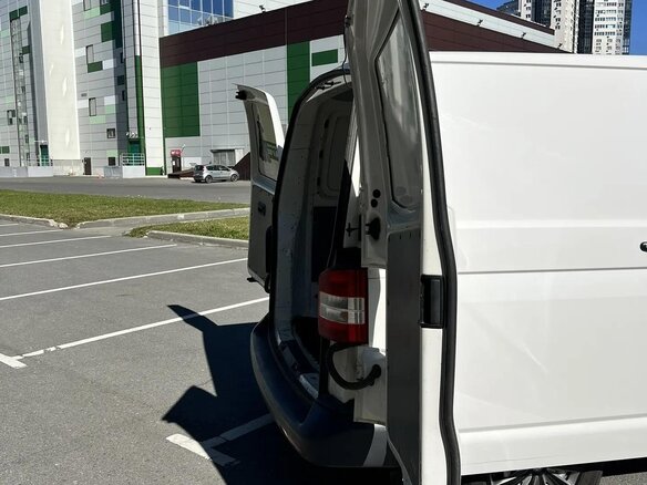 2012 Volkswagen Transporter T5 Рестайлинг, белый, 1650000 рублей - вид 8