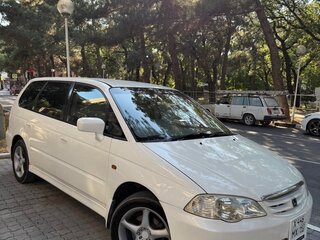 2001 Honda Odyssey II, белый, 790000 рублей, вид 2