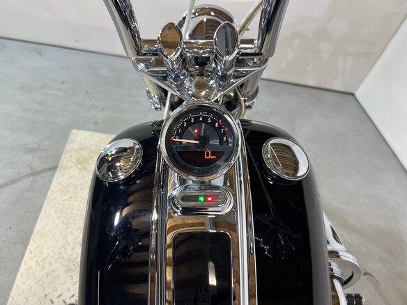 2008 Harley-Davidson Rocker C, чёрный, 910000 рублей - вид 29