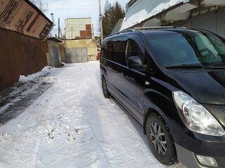 2017 Hyundai Grand Starex I Рестайлинг, чёрный, 2900000 рублей, вид 2
