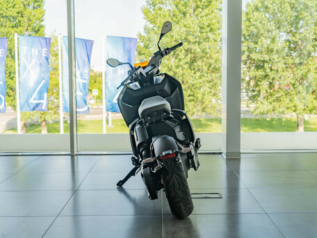 2023 BMW CE 04, серебристый, 1690000 рублей, вид 2