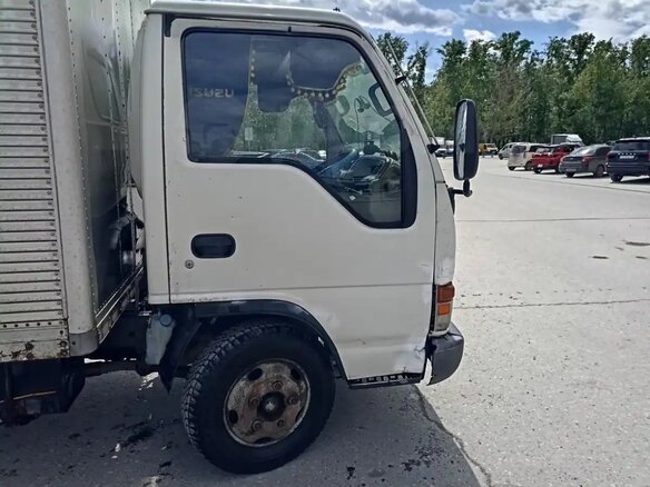 1998 Isuzu Elf (N-series), белый, 880000 рублей - вид 1