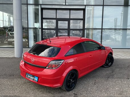 2009 Opel Astra GTC H Рестайлинг, красный, 475000 рублей, вид 4