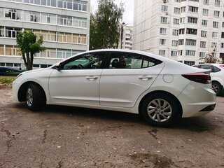 2020 Hyundai Elantra VI (AD) Рестайлинг, белый, 1955000 рублей, вид 3