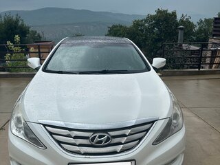 2012 Hyundai Sonata VI (YF), белый, 1000000 рублей, вид 5