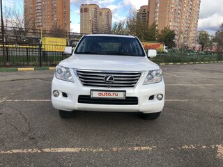 2011 Lexus LX 570 III, белый, 5000000 рублей, вид 2