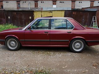 1983 BMW 5 серии 528i II (E28), красный, 699999 рублей, вид 3