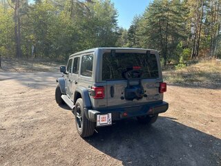 2021 Jeep Wrangler IV (JL), серый, 5000000 рублей, вид 5