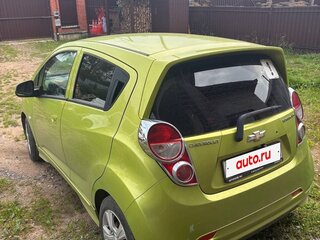 2014 Chevrolet Spark III, зелёный, 900000 рублей, вид 3