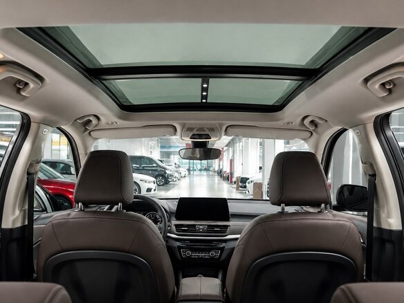 2022 BMW X1 Long 20Li sDrive II (F48) Рестайлинг, белый, 2085010 рублей - вид 10