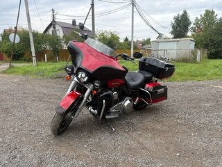 2009 Harley-Davidson Street Glide, красный, 900000 рублей, вид 4
