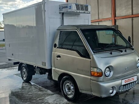 2011 Hyundai Porter, серебристый, 900000 рублей, вид 4