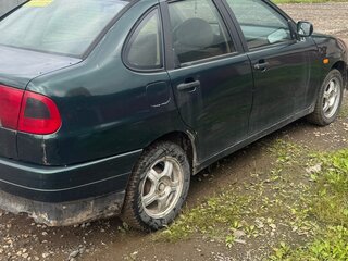 1995 Volkswagen Polo III, зелёный, 100000 рублей, вид 4