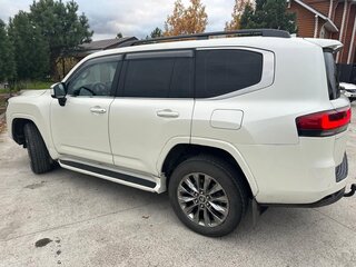 2022 Toyota Land Cruiser 300 Series, белый, 11500000 рублей, вид 4