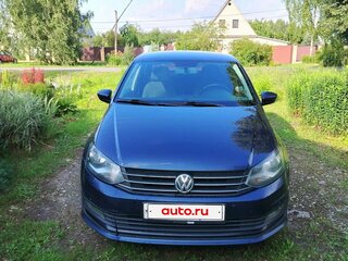 2015 Volkswagen Polo V Рестайлинг, синий, 900000 рублей, вид 1