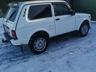 2018 Lada (ВАЗ) 2121 (4x4) Urban I Рестайлинг, белый, 775000 рублей, вид 3